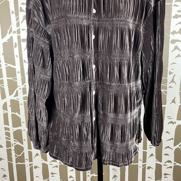 Shirred Velour Button Front Top Cocoa Brown M - Picture 6 of 12